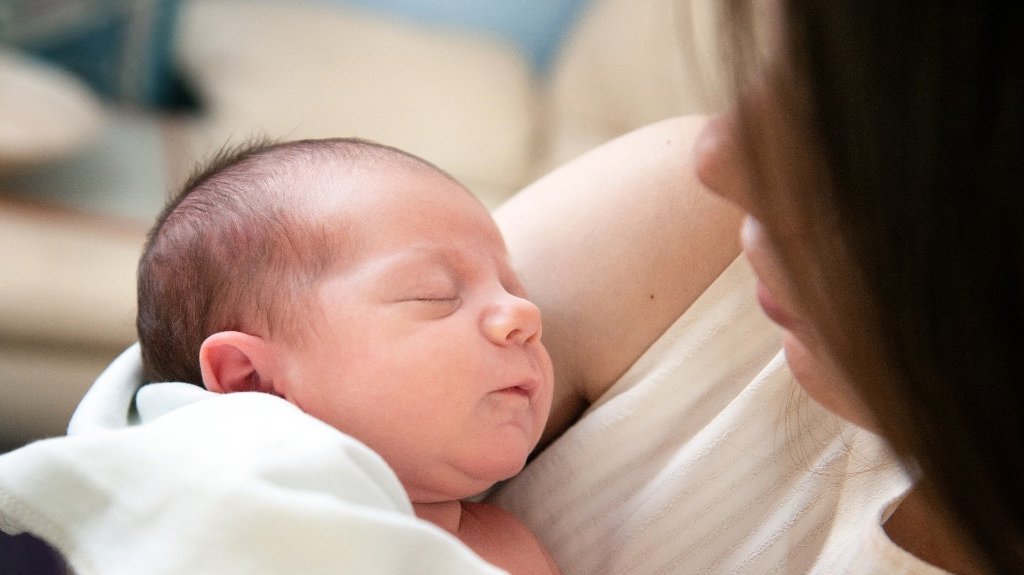 Da nas bude više: Prvi dani s bebom kod kuće