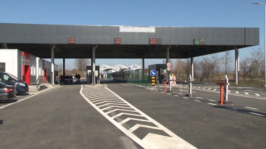 Manji granični prelazi sa Mađarskom radiće produženo 3. aprila