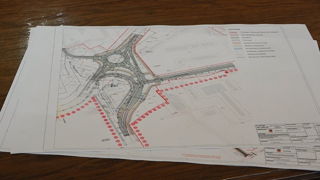U ovoj godini planira se izgradnja novog kolovoza u 17 ulica kao i   200 parking mesta  