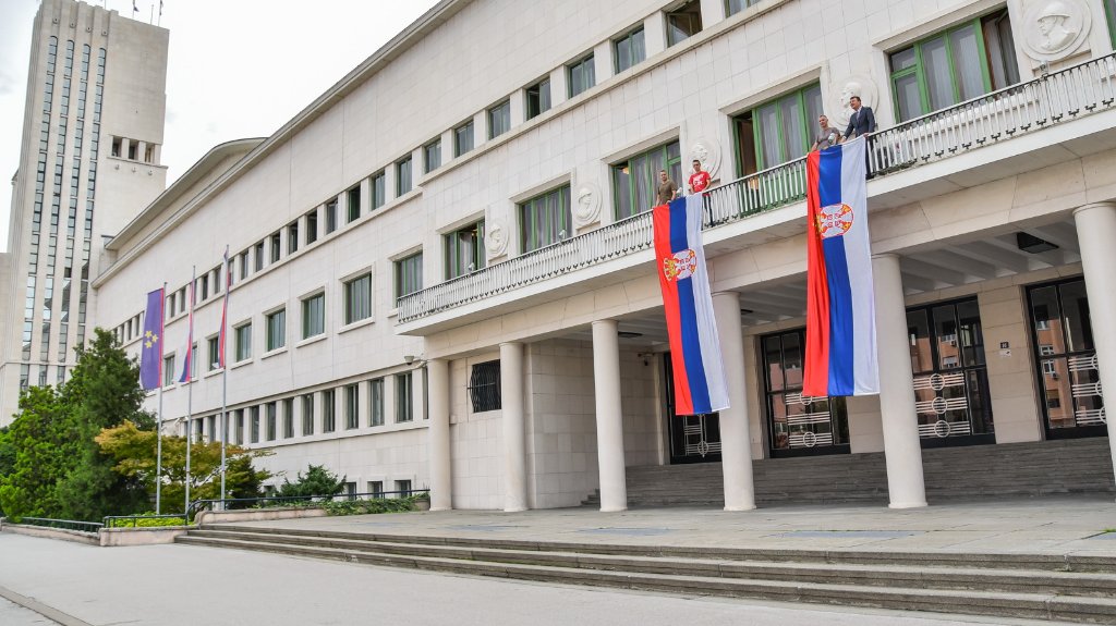 Mirović čestitao Dan srpskog jedinstva, slobode i nacionalne zastave 