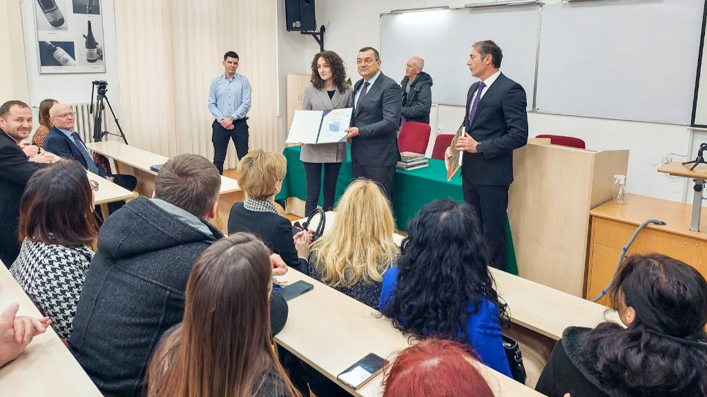 Sekretar Milošević uručio diplome studentima na Visokoj tehničkoj školi